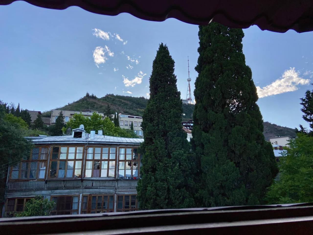 Hotel "Tbilisi Tales" In The Heart Of The Old City Exterior photo