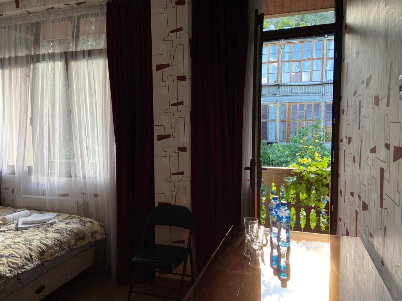 Hotel "Tbilisi Tales" In The Heart Of The Old City Exterior photo