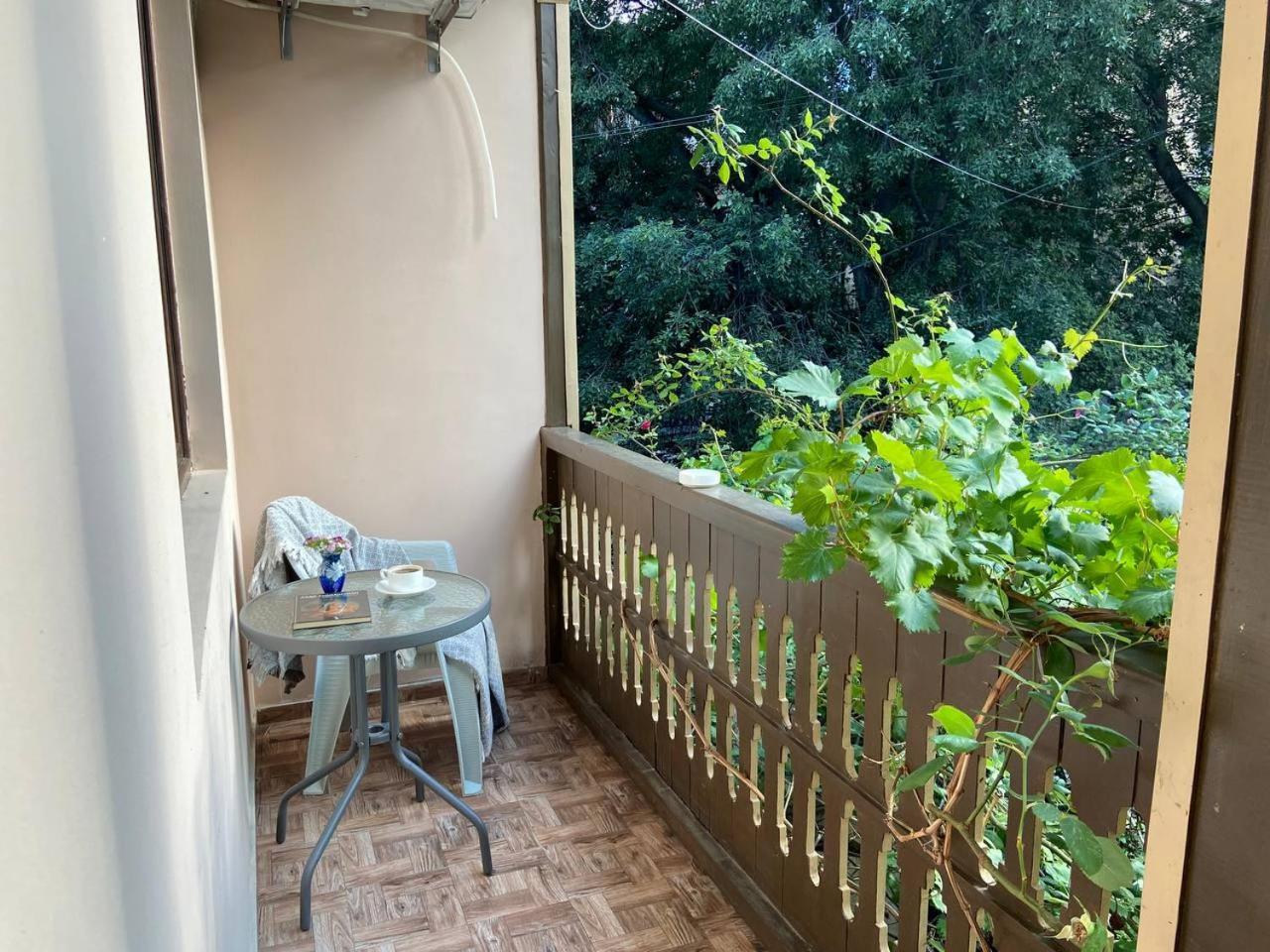 Hotel "Tbilisi Tales" In The Heart Of The Old City Exterior photo