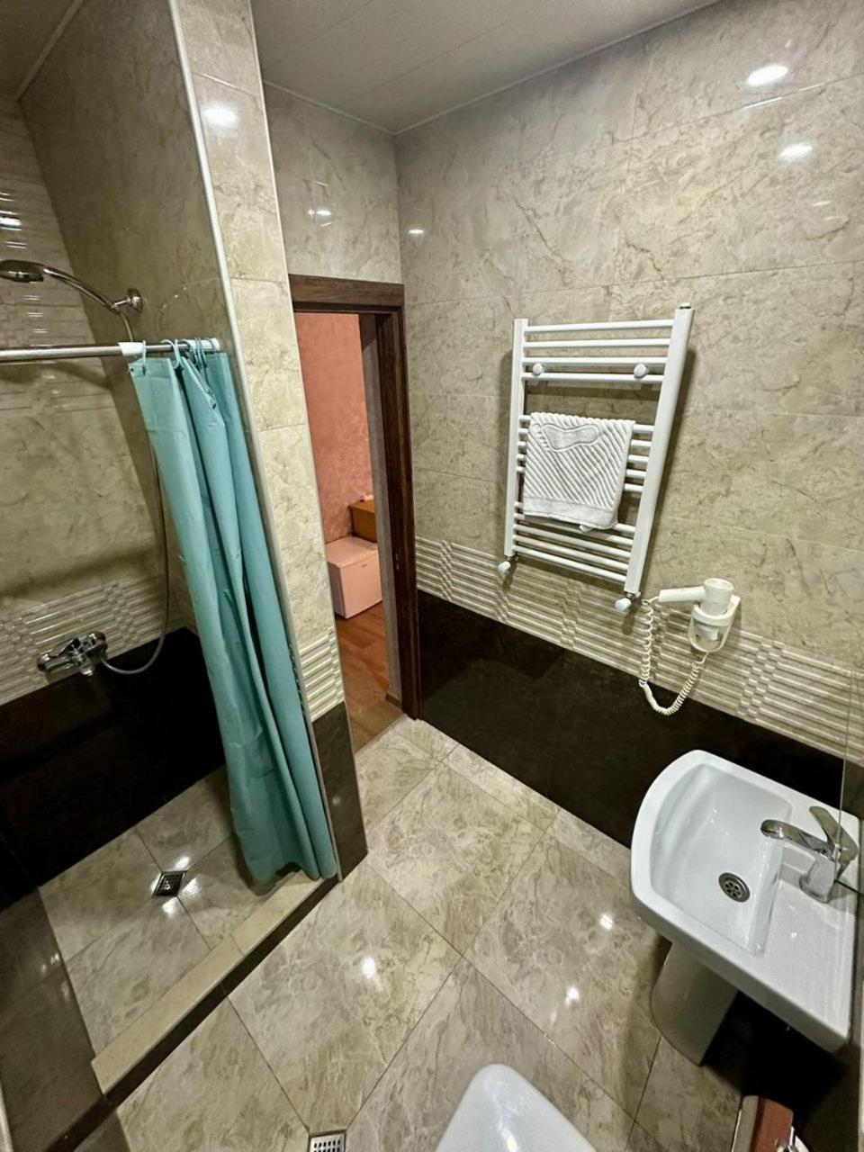 Hotel "Tbilisi Tales" In The Heart Of The Old City Exterior photo
