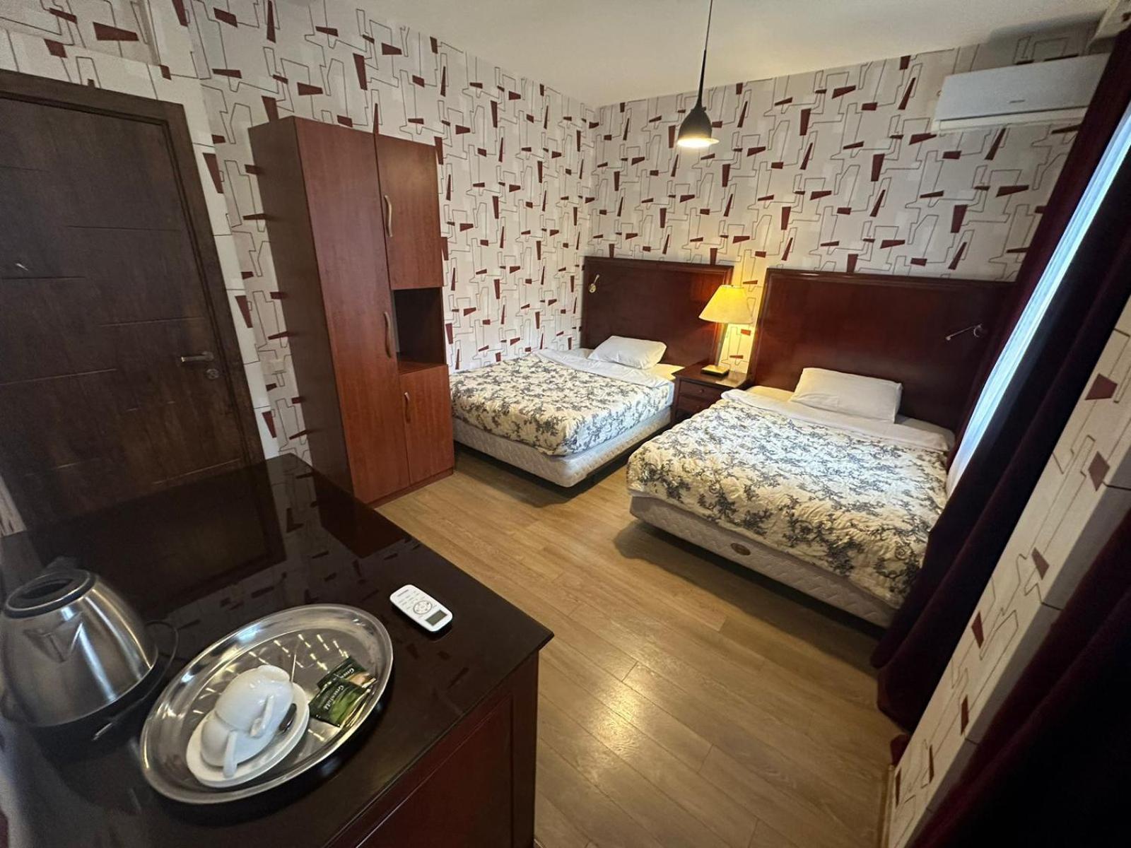 Hotel "Tbilisi Tales" In The Heart Of The Old City Exterior photo
